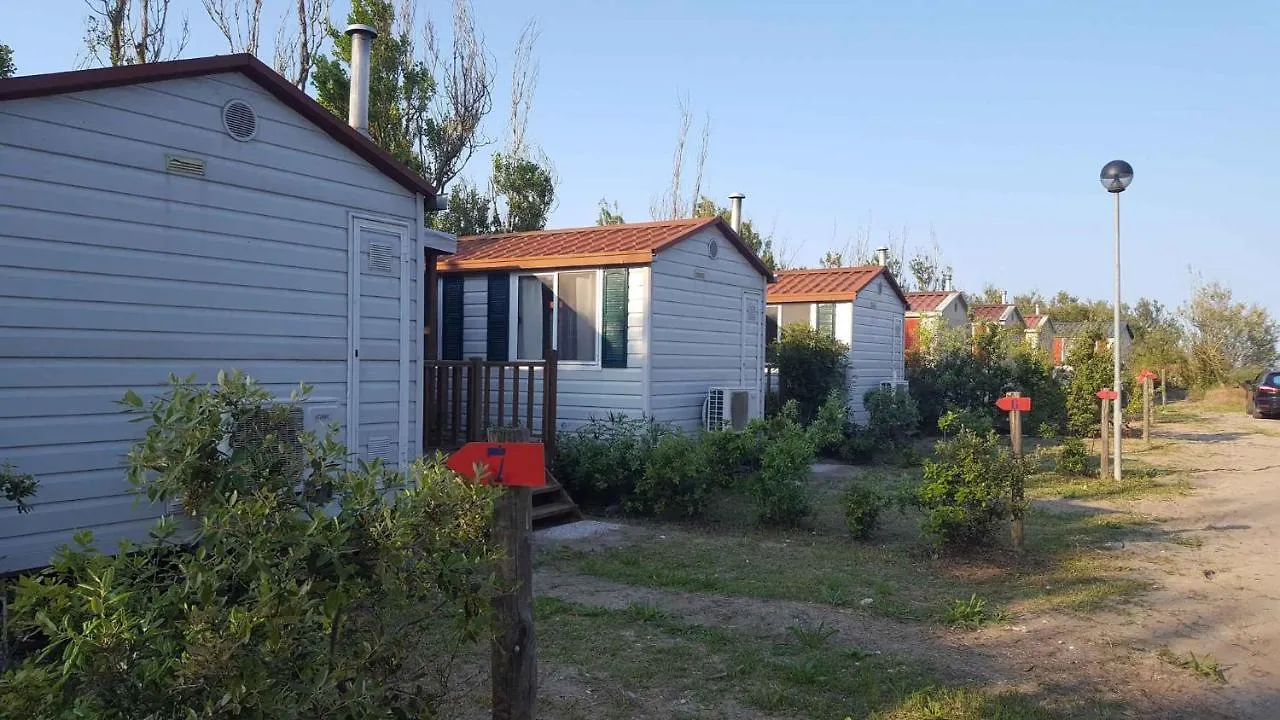 Holiday home Mobilehomes In Rosolina Mare 33791 Italy